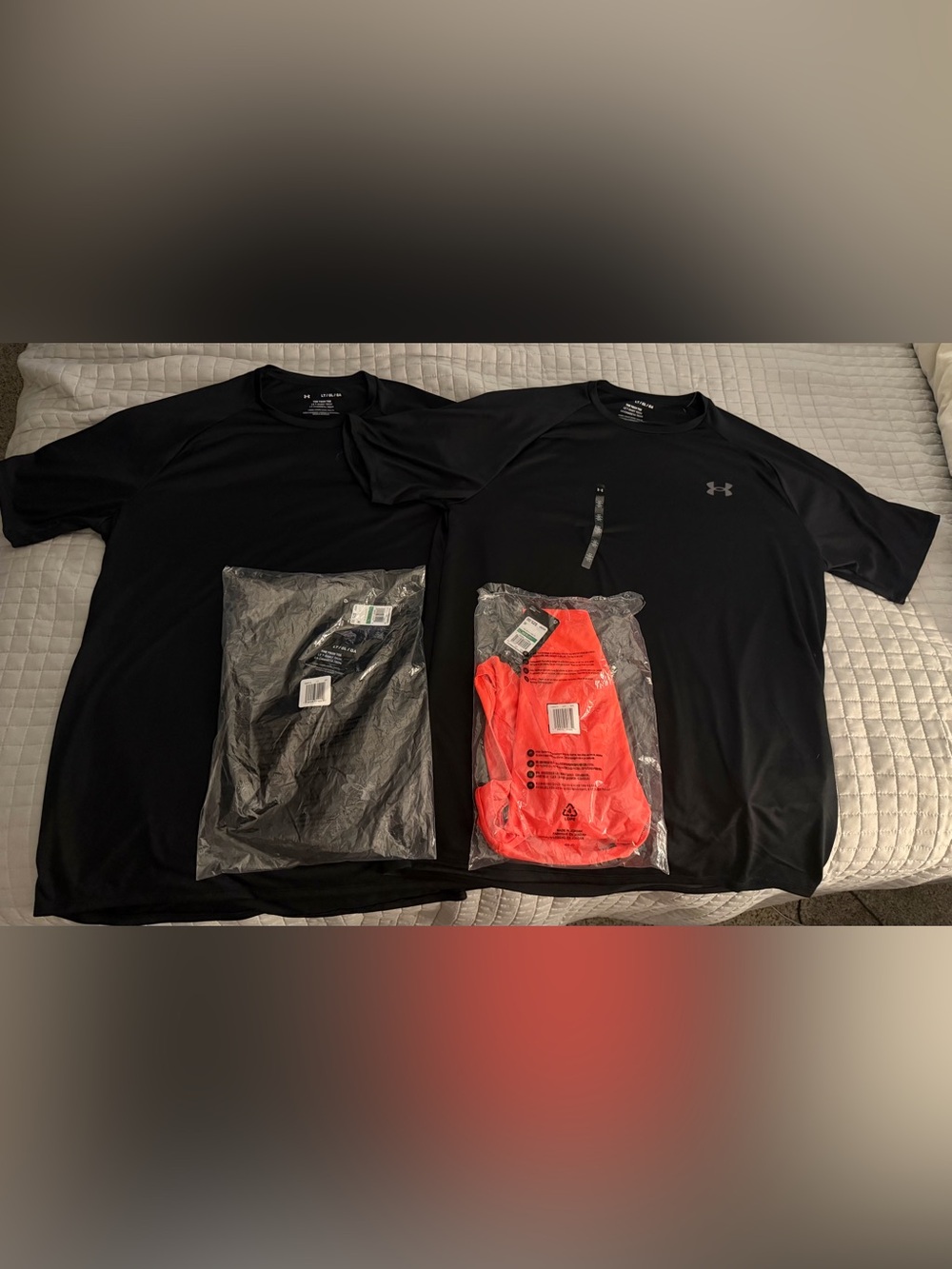 Men’s Under Armour Dry-Fit Tee Size Large - Lot of 4